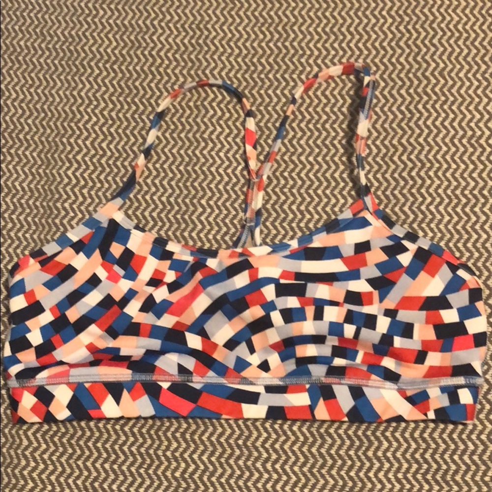 Flow y lululemon bra size 10